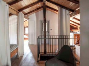 Schlosserhaus Lam Lam